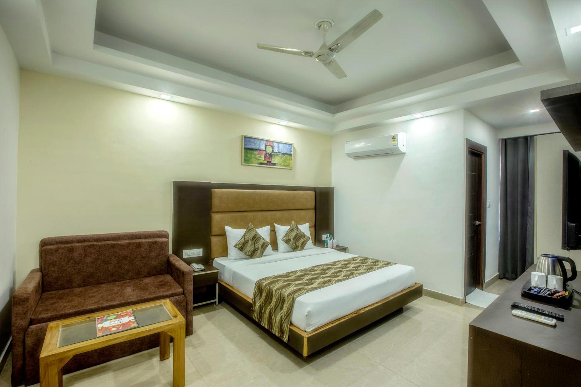Hotel Delhi Aerocity Inn ニューデリー エクステリア 写真