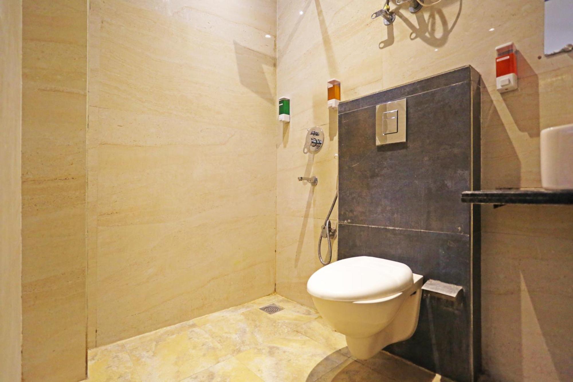 Hotel Delhi Aerocity Inn ニューデリー エクステリア 写真